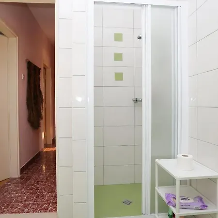 Apartments By The Sea Trogir - 9667