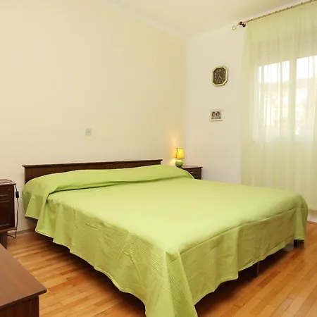 Apartments By The Sea Trogir - 9667 Apartment *