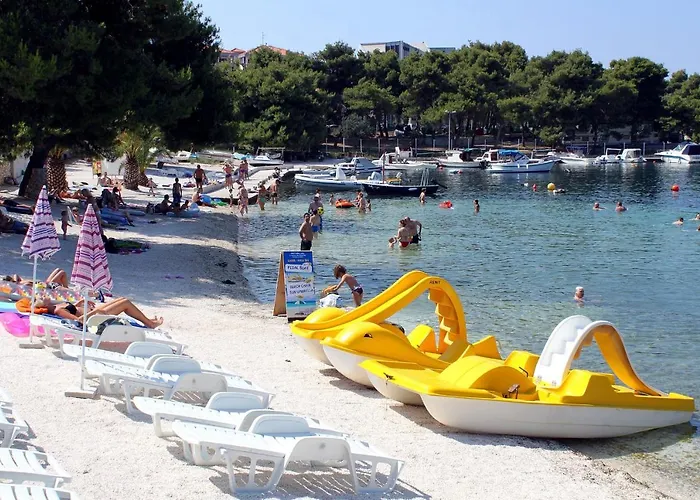 Apartman Apartments By The Sea Trogir - 9667
