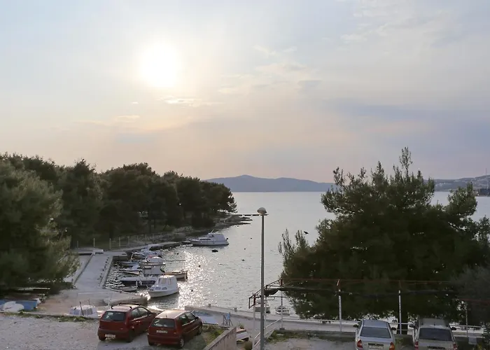 Apartman Apartments By The Sea Trogir - 9667 Trogir