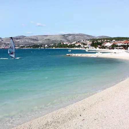 Apartments By The Sea Trogir - 9667 *